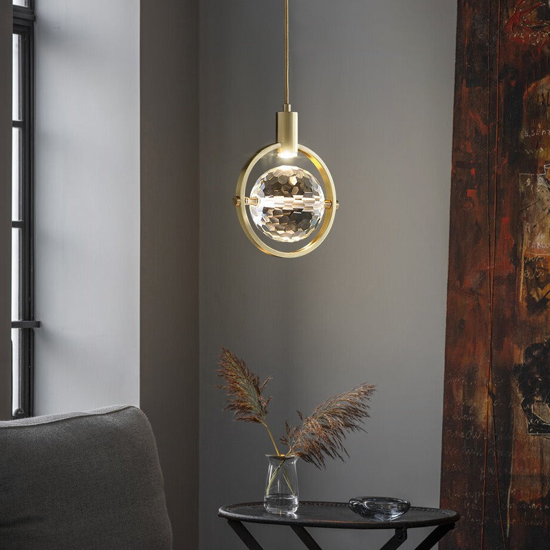LumiCrystal - LED Hänglampa med Ringformad Kristalldesign