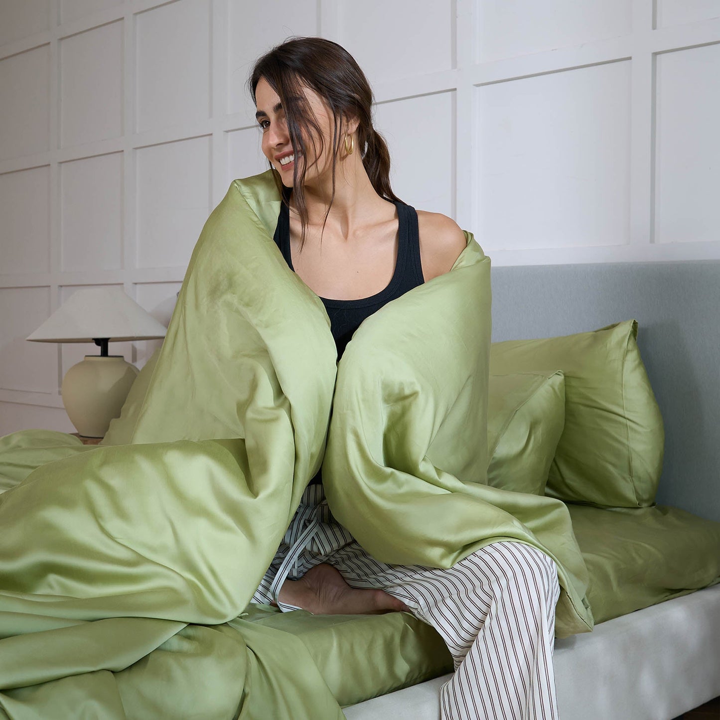 Bamboo Passformlakan - Husdjursrullande för Hundar/Katter Familj