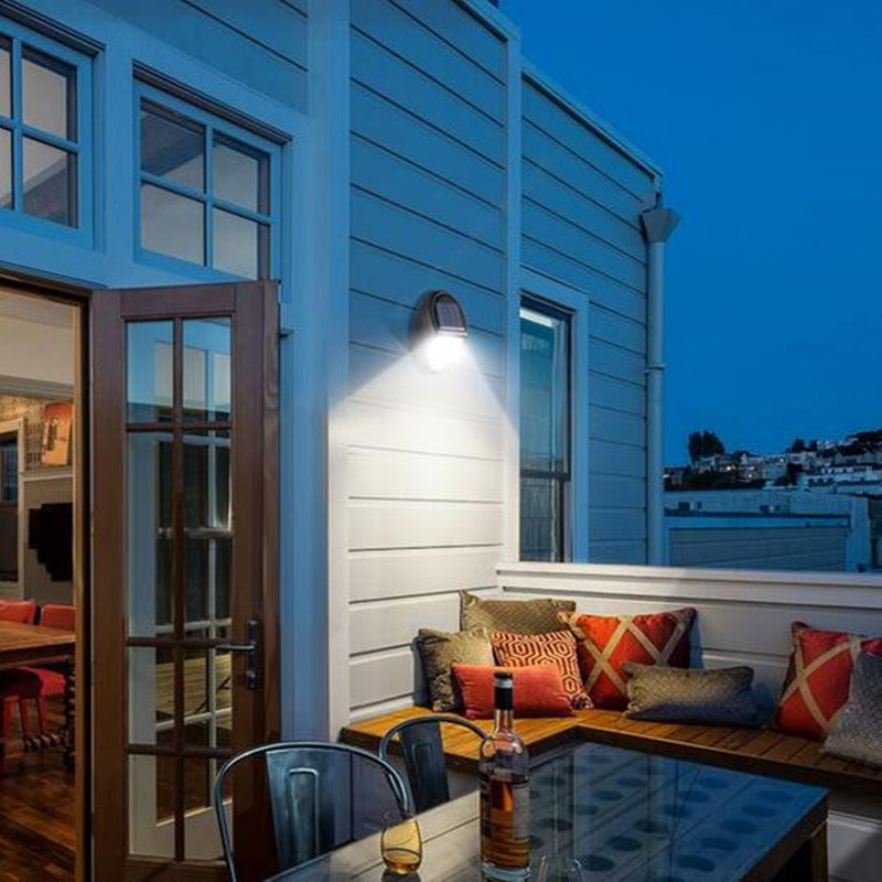 Solar LED Vägglampa för utomhus – väderbeständig, energibesparande och med rörelsedetektor