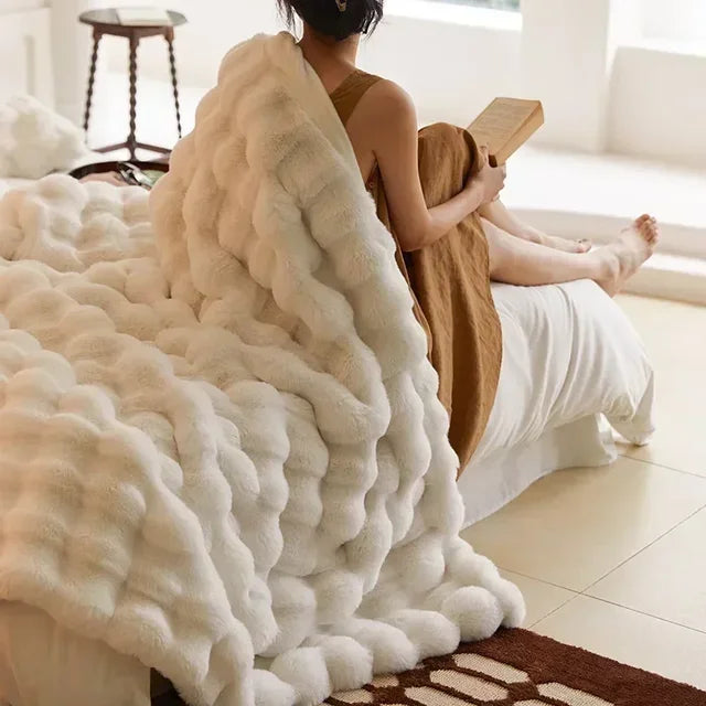 Kuchelige Konstfleece-Koschdecke