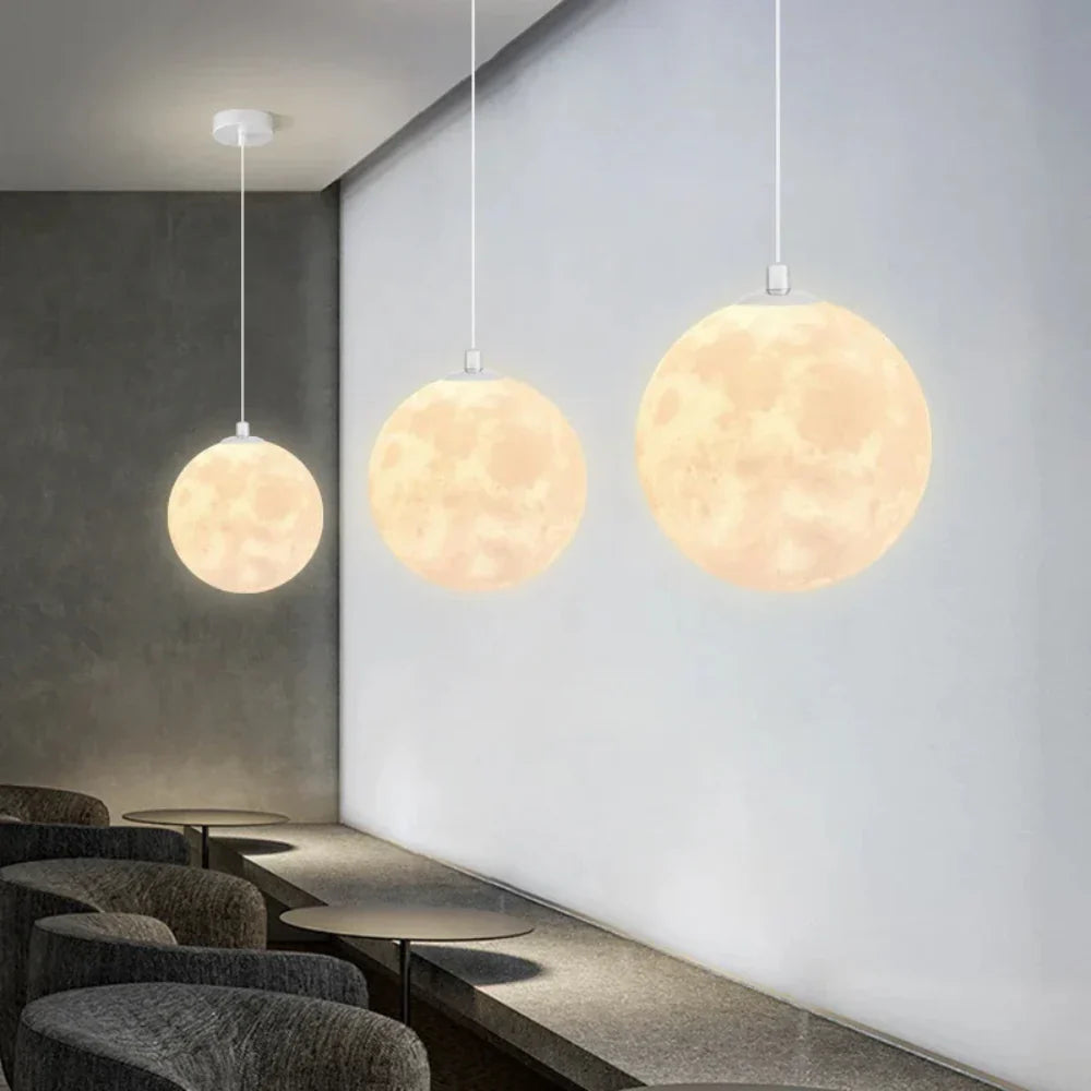MoonGlow – Modern månformad hänge Lampa med LED-belysning och justerbar höjd