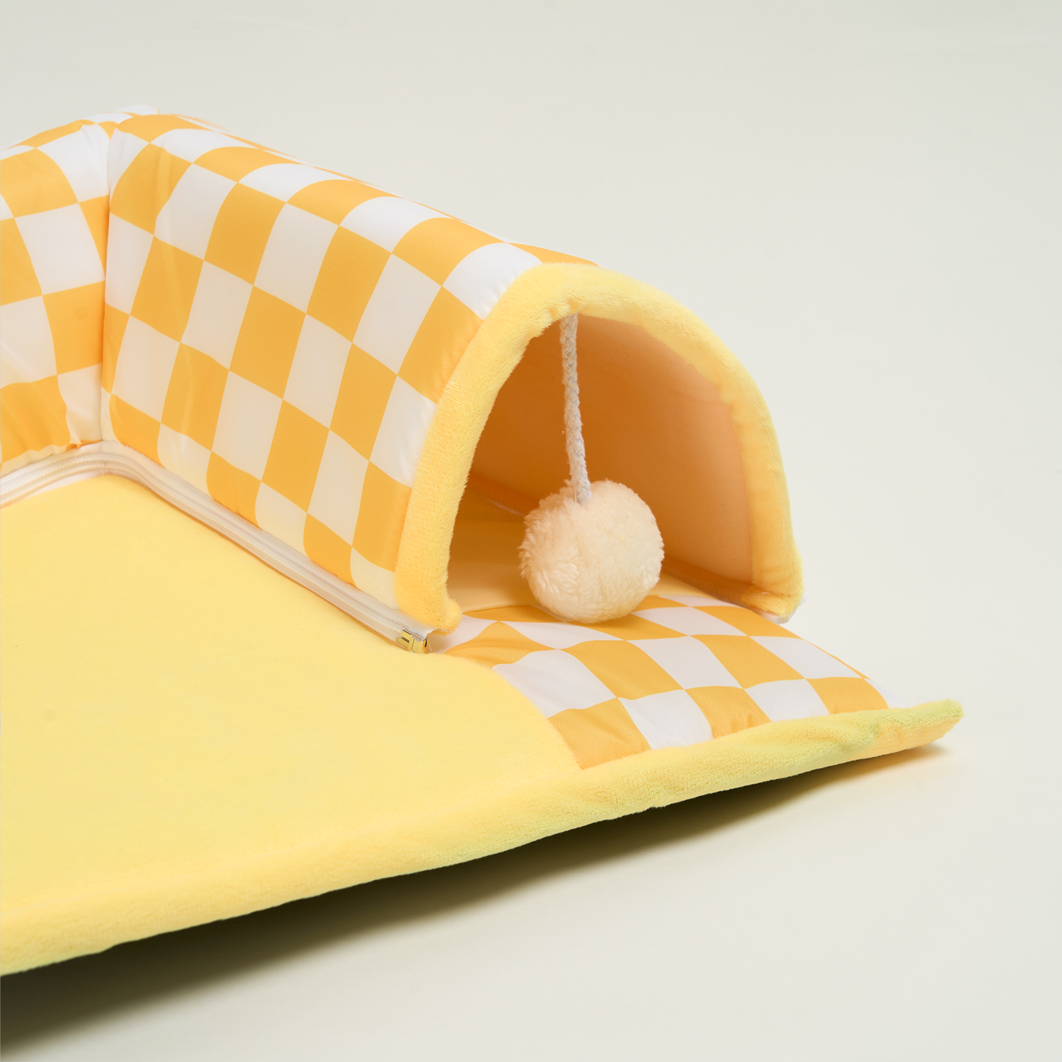Plaid Purr Retreat Tunnel – Mysig, Interaktiv och Lätt att Rengöra