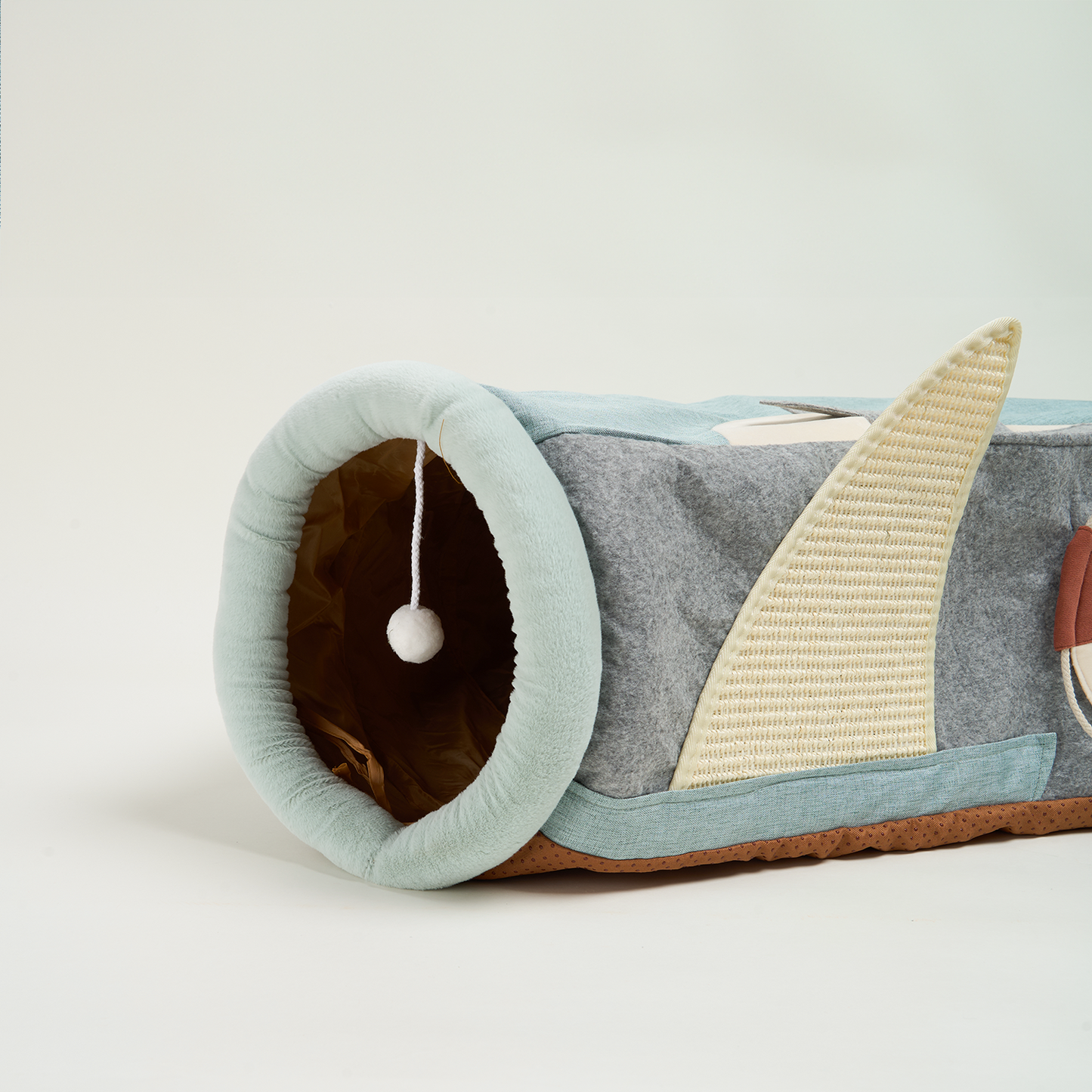 UFO Voyager Sammanpressbar Kattbädd – 4-i-1 Lekplats & Mysigt Tillhåll