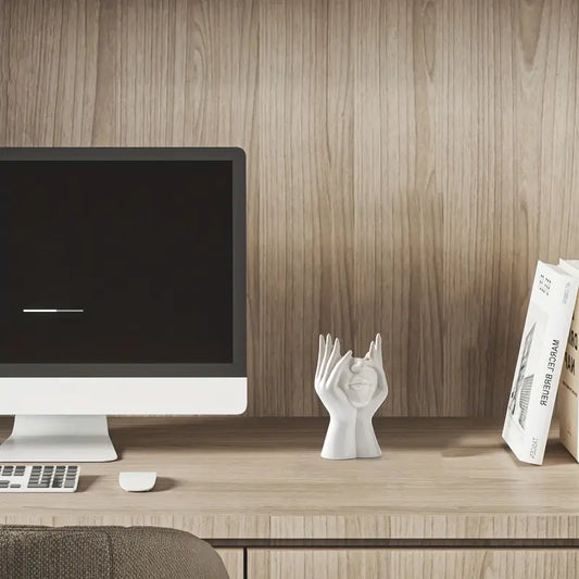 Enastående och modern krämfärgad vas