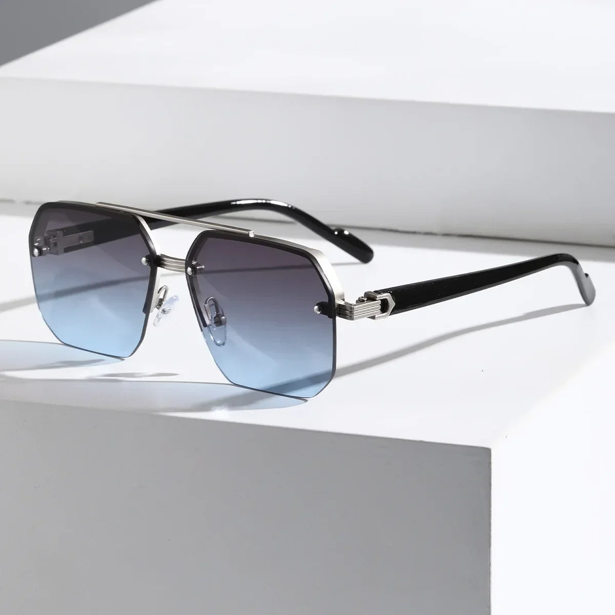 Luxora Aether Geometriska solglasögon med UV400 skydd