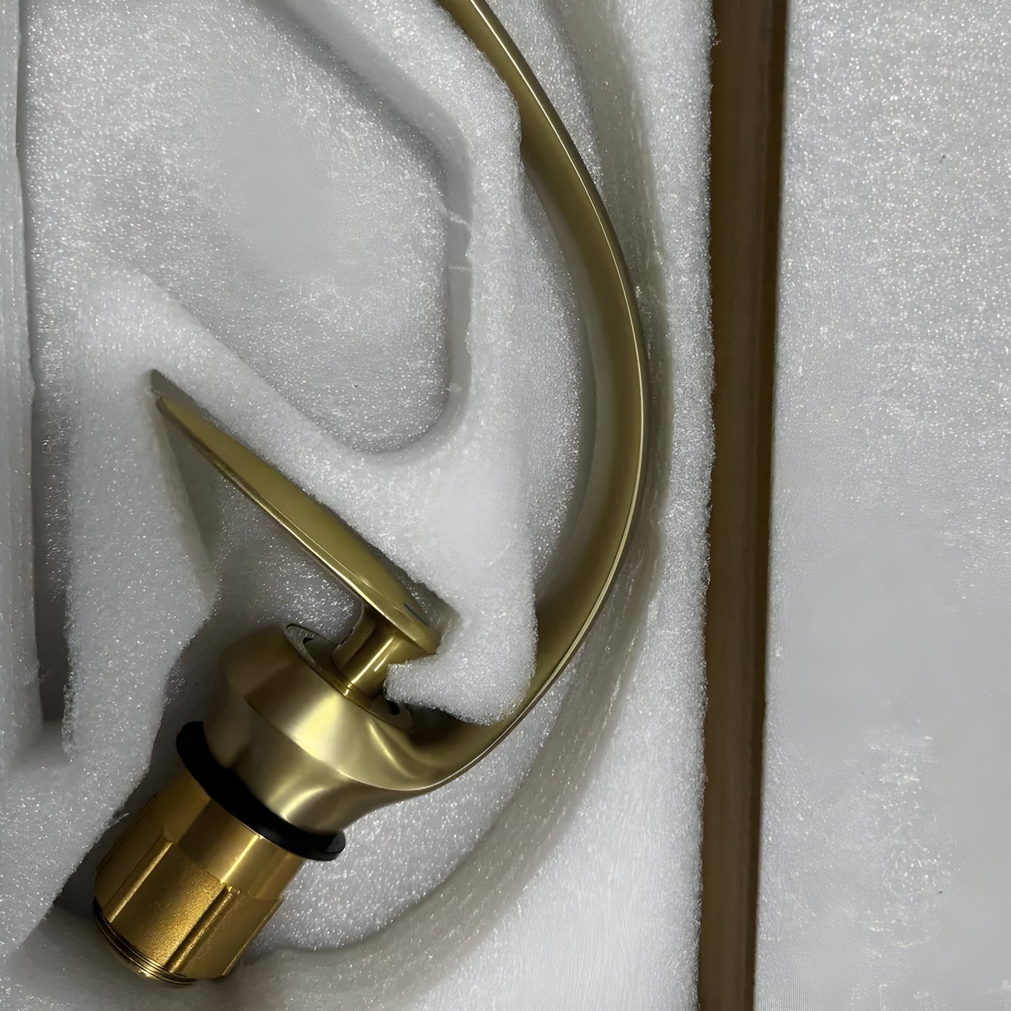 ModoSplash - Minimalistisk diskbänksblandare (Dual kontroll)