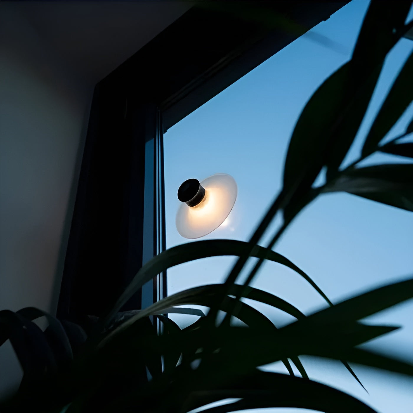 LED-lampa med sugkopp – uppladdningsbar och flexibel | Ideal för hemmabruk och på resande fot