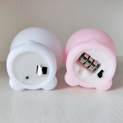 BunnyBright - Grotekop Kanin LED Bordslampa med Batteridrivning och Anime Design