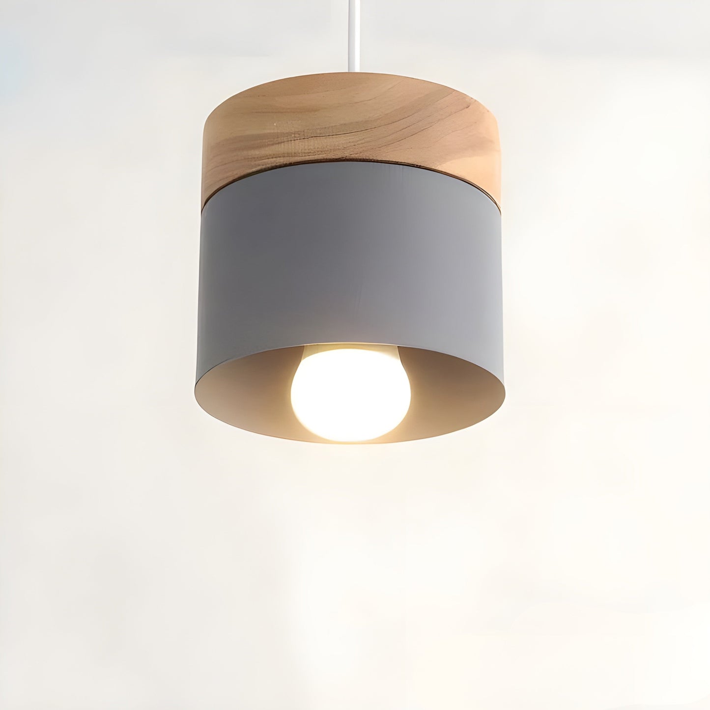 LoftCharm Light - Nordisk trähänglampa