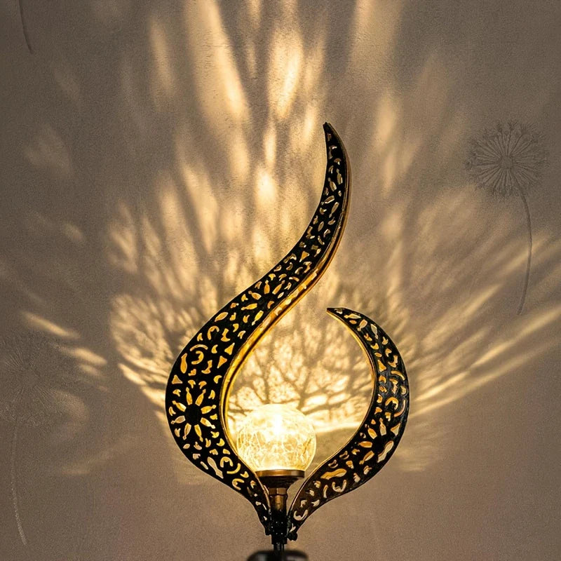 Solar trädgårdslampa i metall - Vattentät LED-design i måne-, låga-, sol- eller stjärnform