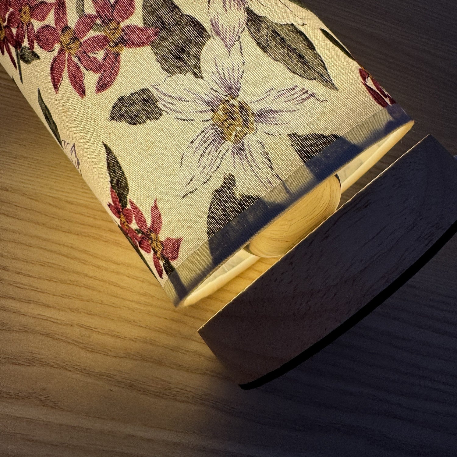 HoutLicht - Kreativ Trä Bordslampa med LED