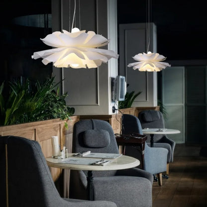 LumiFlora – Elegant nordisk hänglampa