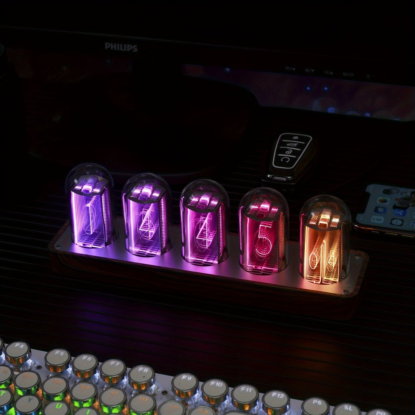 ClocTeck Nixie Tube Klocka - Retro Digital Skrivbordsklocka, Stöder Wi-Fi Tidskalibrering (Valnötsträ)