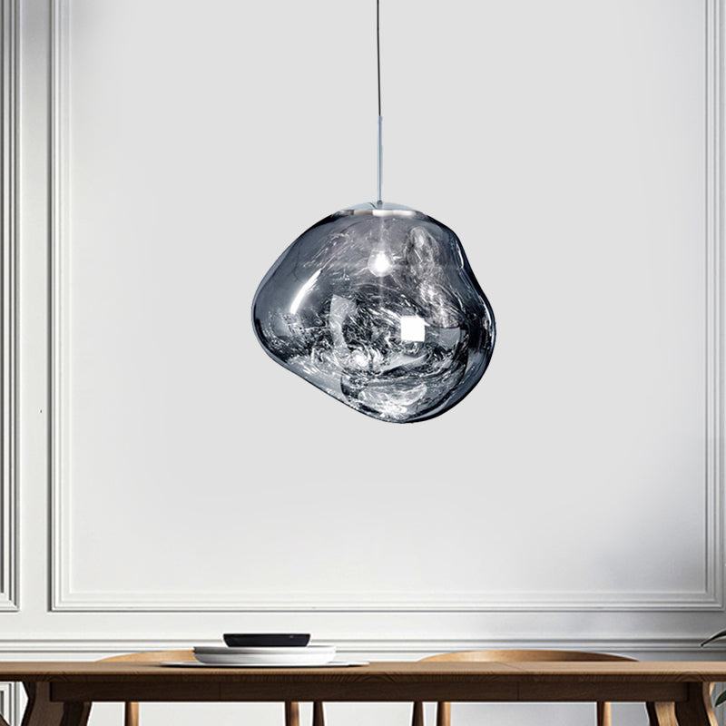 Modern taklampa i silver/röd glas 1 lampa matplats plafondlampa