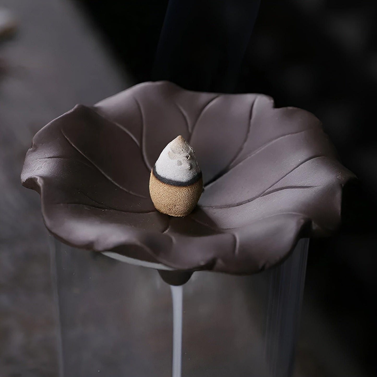 Carvallo – Elegant återflödes rökelsebrännare för en lugn och avslappnande atmosfär