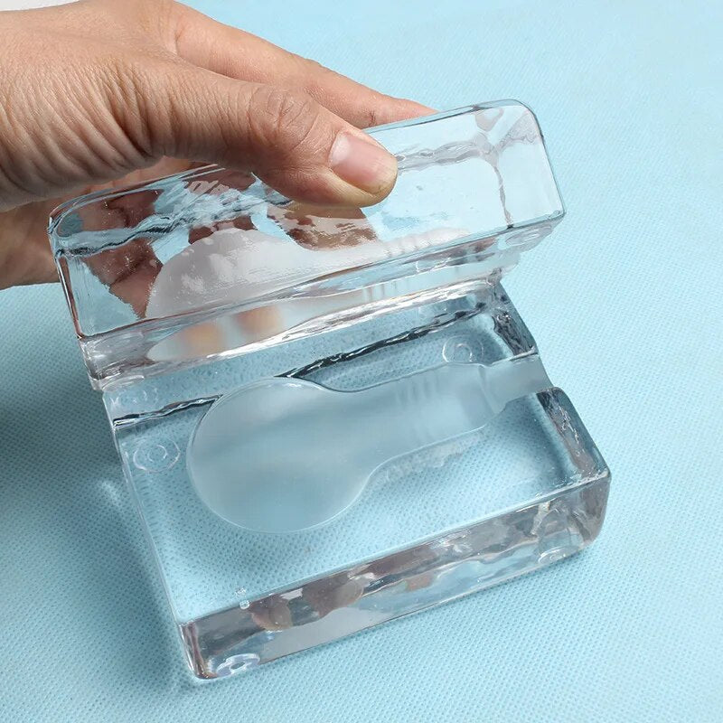 GlowCrystal - Transparent Bordslampa – Modern Belysning för Stilrena Interiörer