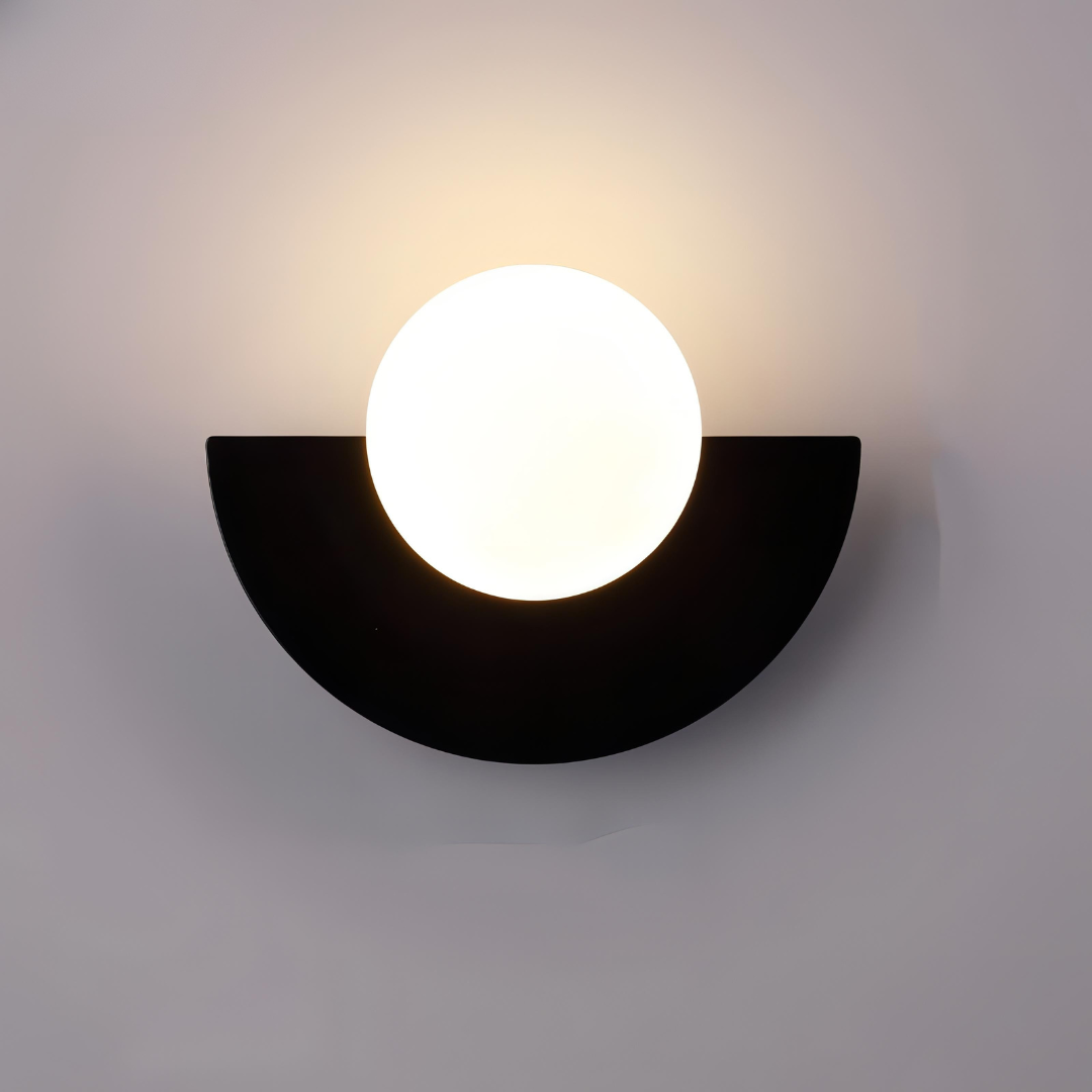 Elara | Nordisk Halvmåne Vägglampa