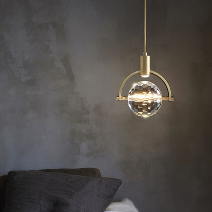 LumiCrystal - LED Hänglampa med Ringformad Kristalldesign