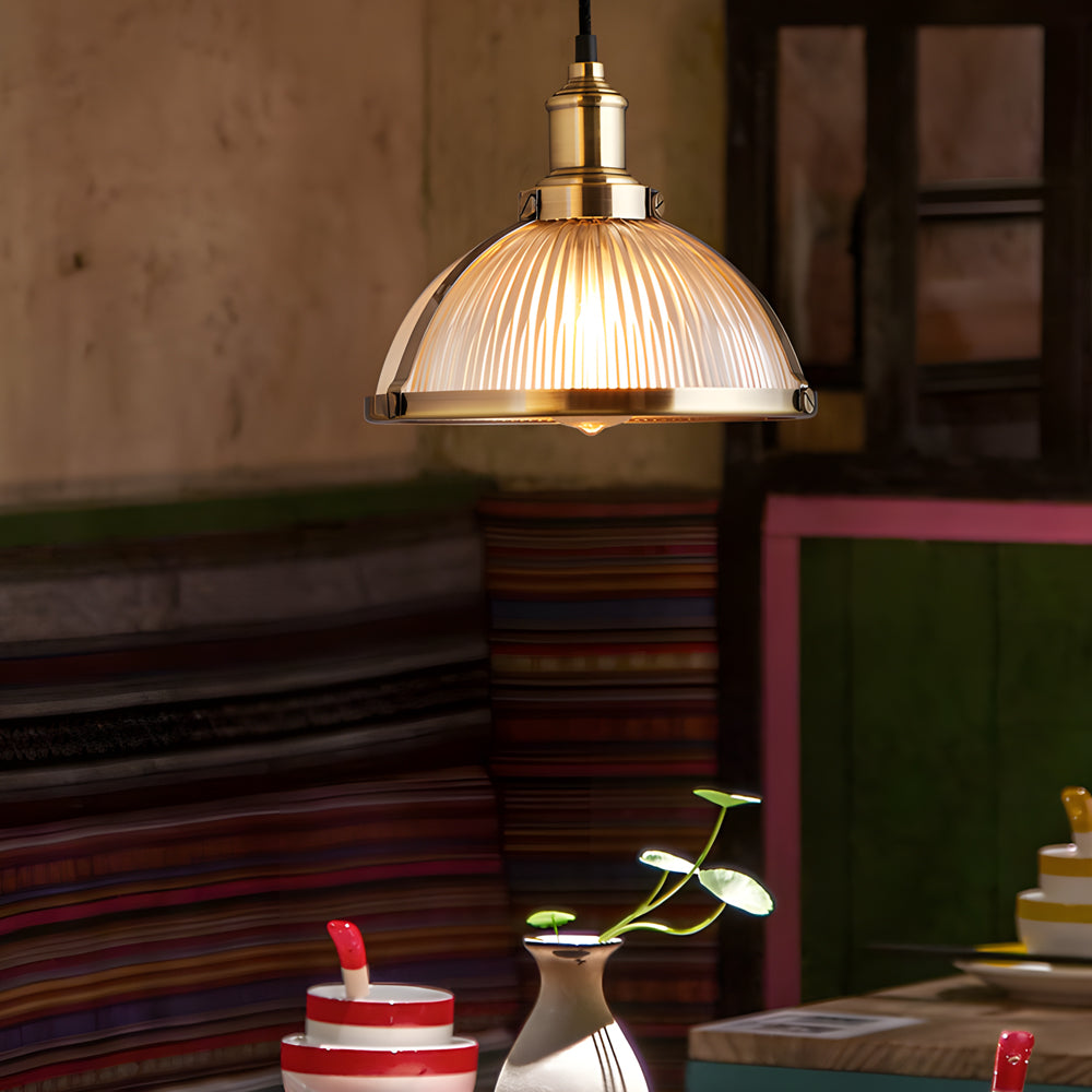 VintageStripe - Retro Kronljus med Randigt Design