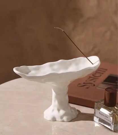 Elegant keramik rökelsebrännare hemdekoration finns i röd, vit, svart