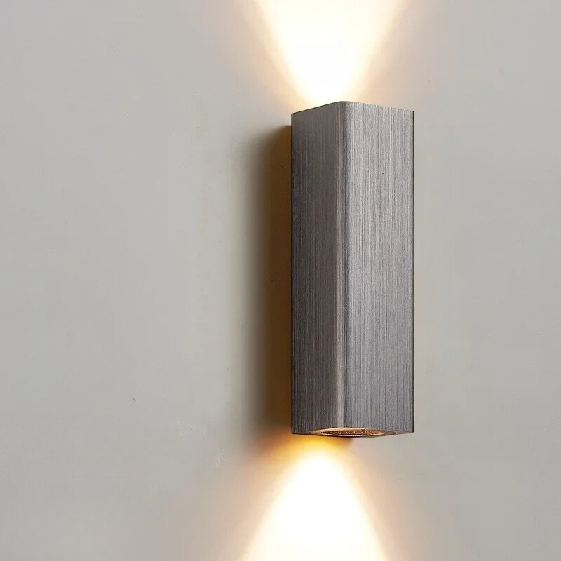 GlowLuxe - Modern LED Vägglampa för Sovrum &amp; Korridor