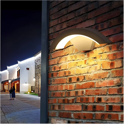 LumiGuard Utomhus LED Vägglampa med Rörelse Sensor
