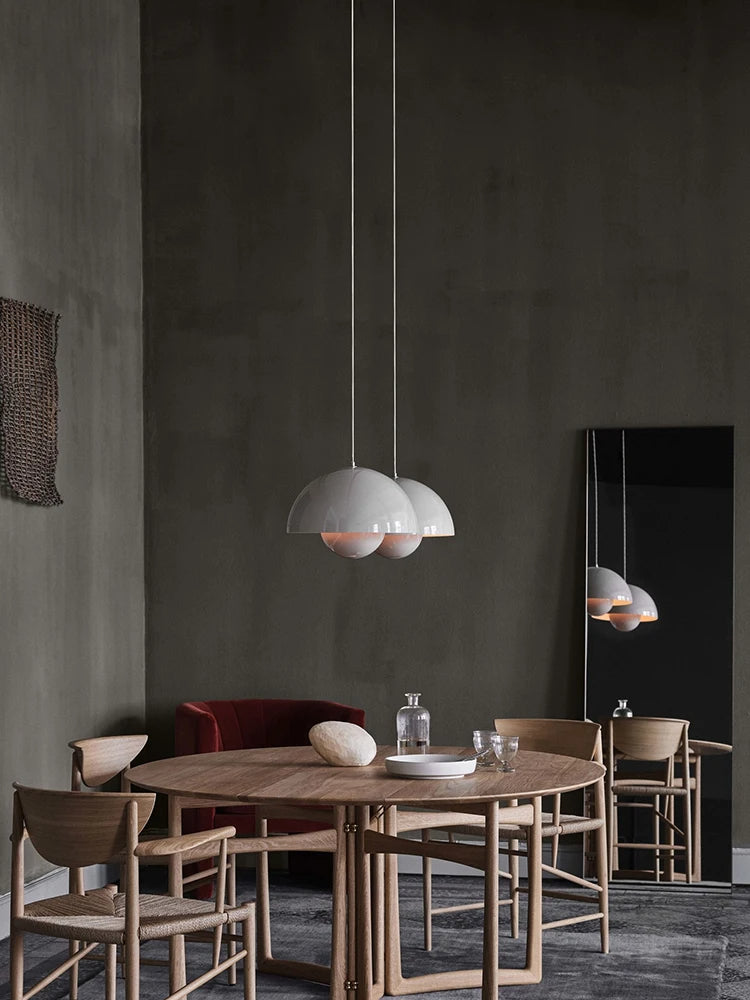 ElegantBloom - Blomkruka Pendellampa