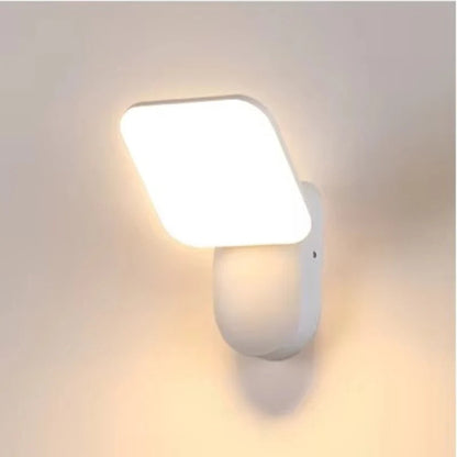 MotionGlow – Smart LED-vägglampa med rörelsesensor för handsfree och effektiv belysning