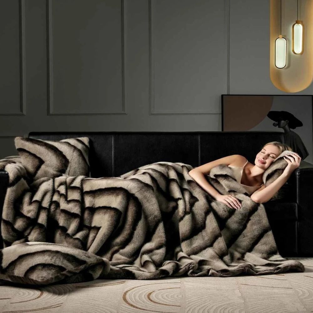 Rynkad Falsk Kaninpäls Filt