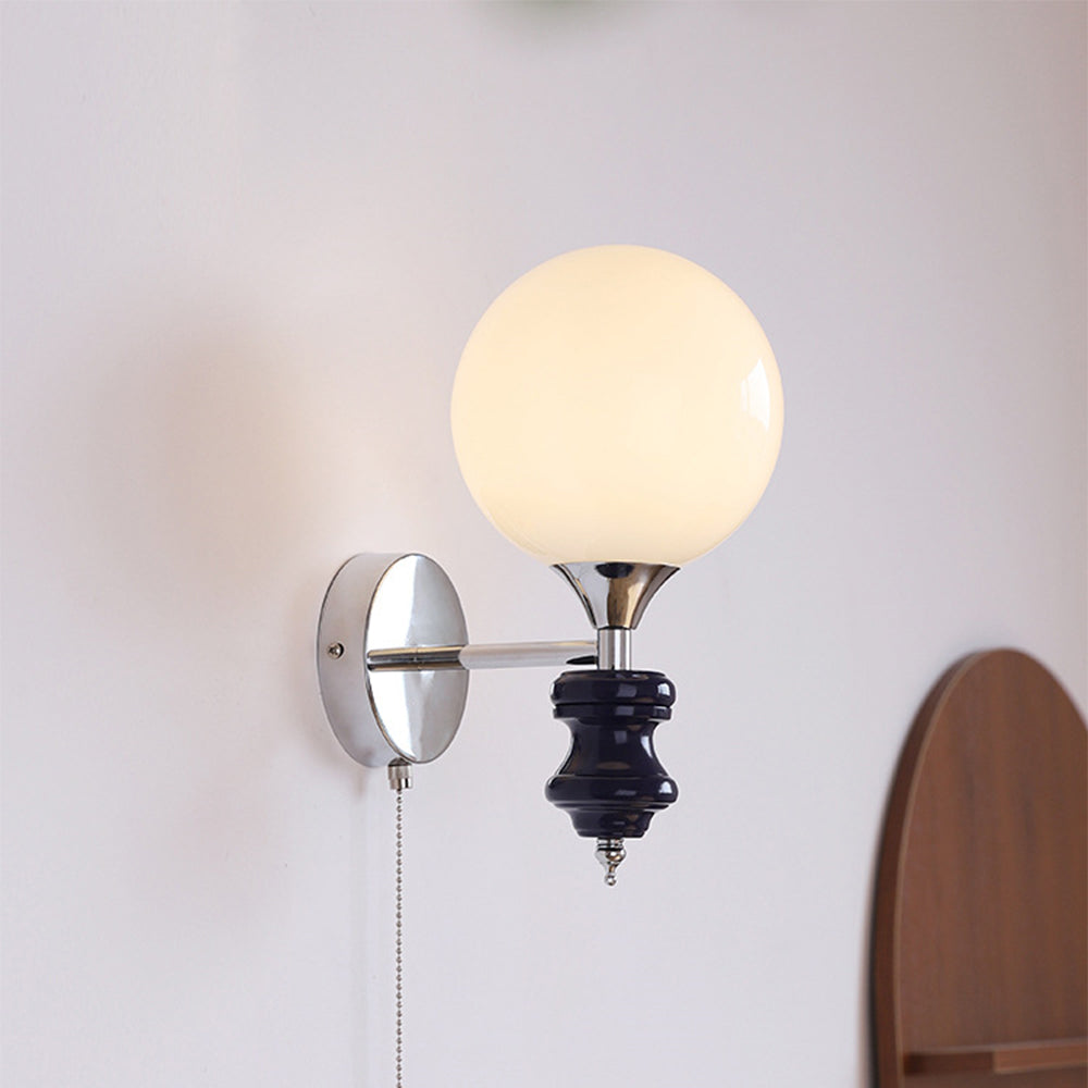Fransk Medeltida Vintage Bauhaus Vägglampa