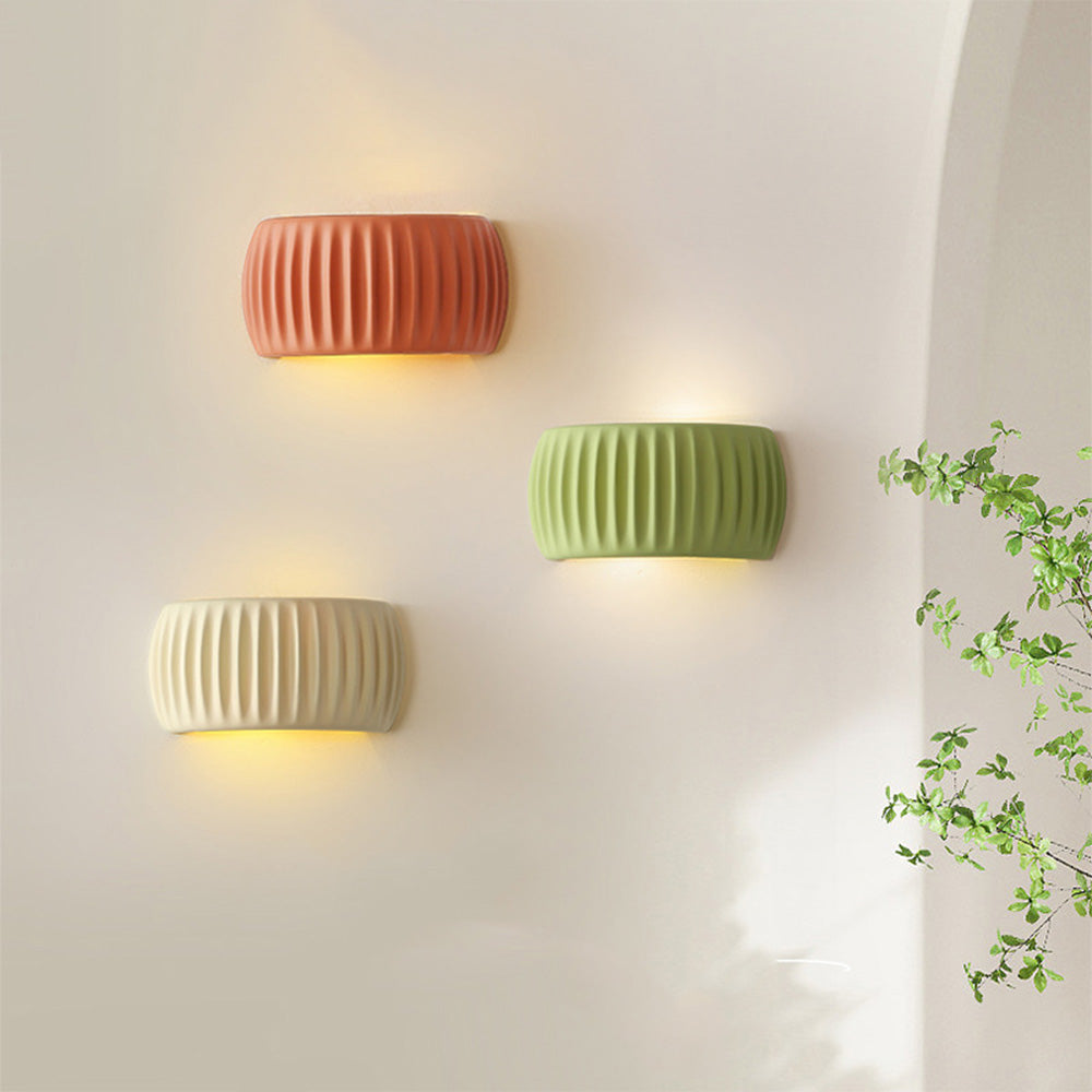 Moderna Harsh Design Vägglampa