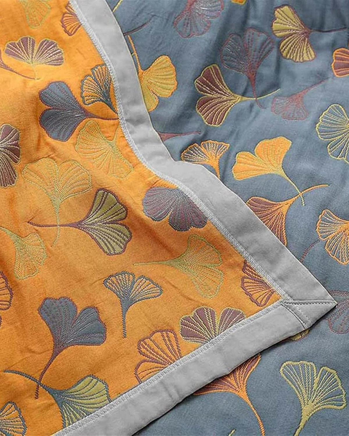 Carvallo – Lyxig bomullsfilt med fint lövmönster för värme och stil