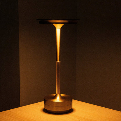 Ambient Metallic Trådlös Bordslampa