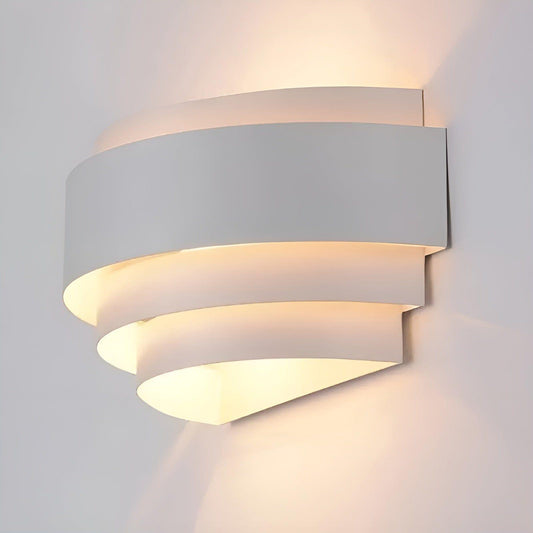 CrescentWave Light - Modern Halvmåne Metall Vägglampa