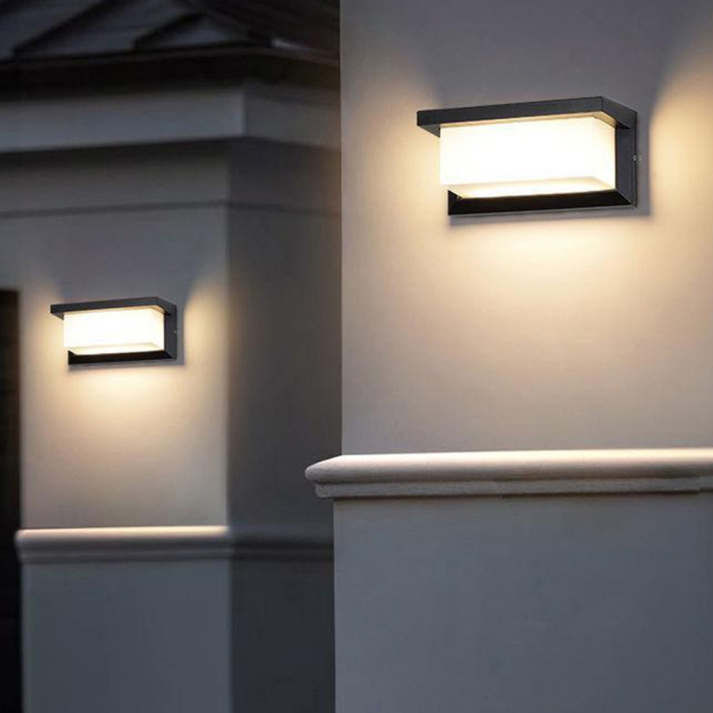 Tvåfärgad modern utomhusvägglampa
