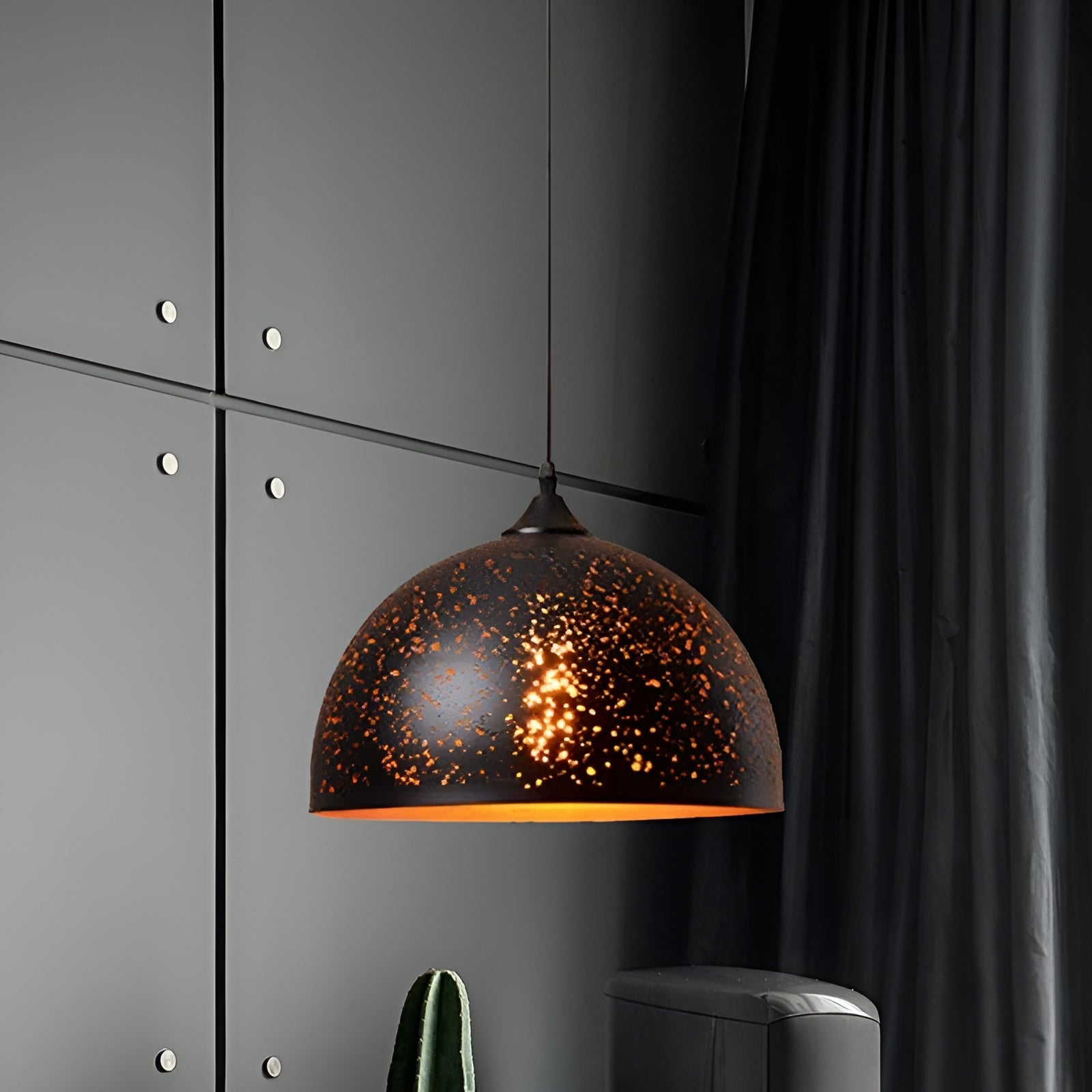 ShadowFlare Light – Dekorativ Metall Pendellampa