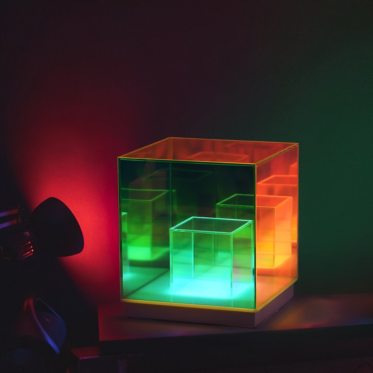 LumiLuxe - Traditionell LED Bordslampa, 3-Färgs Justerbar, USB-Drevna