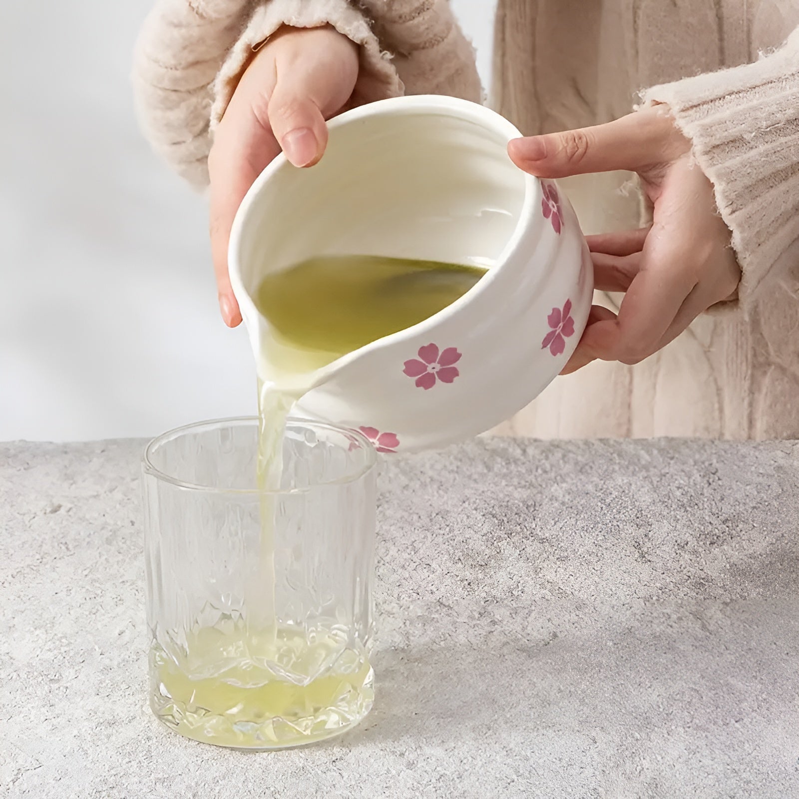 Matcha-set med 5 delar – Japanskt teservice med tekopp, bambupensel och sil.