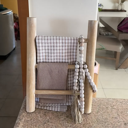 RustiRack – Trästige Handdukshållare för Stilig och Funktionell Förvaring