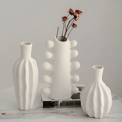 NordicBloom Vase - Minimalistisk Oglaserad Keramik Vaso i Nordisk Design