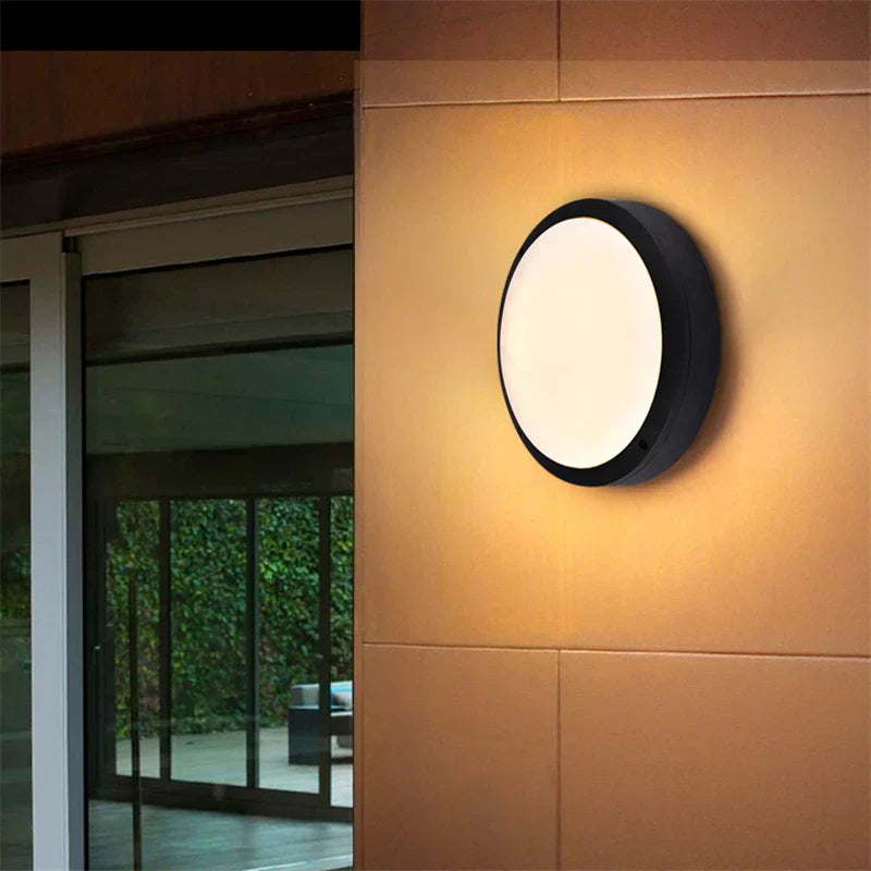 RadiantGlow - LED Utomhusvägglampa