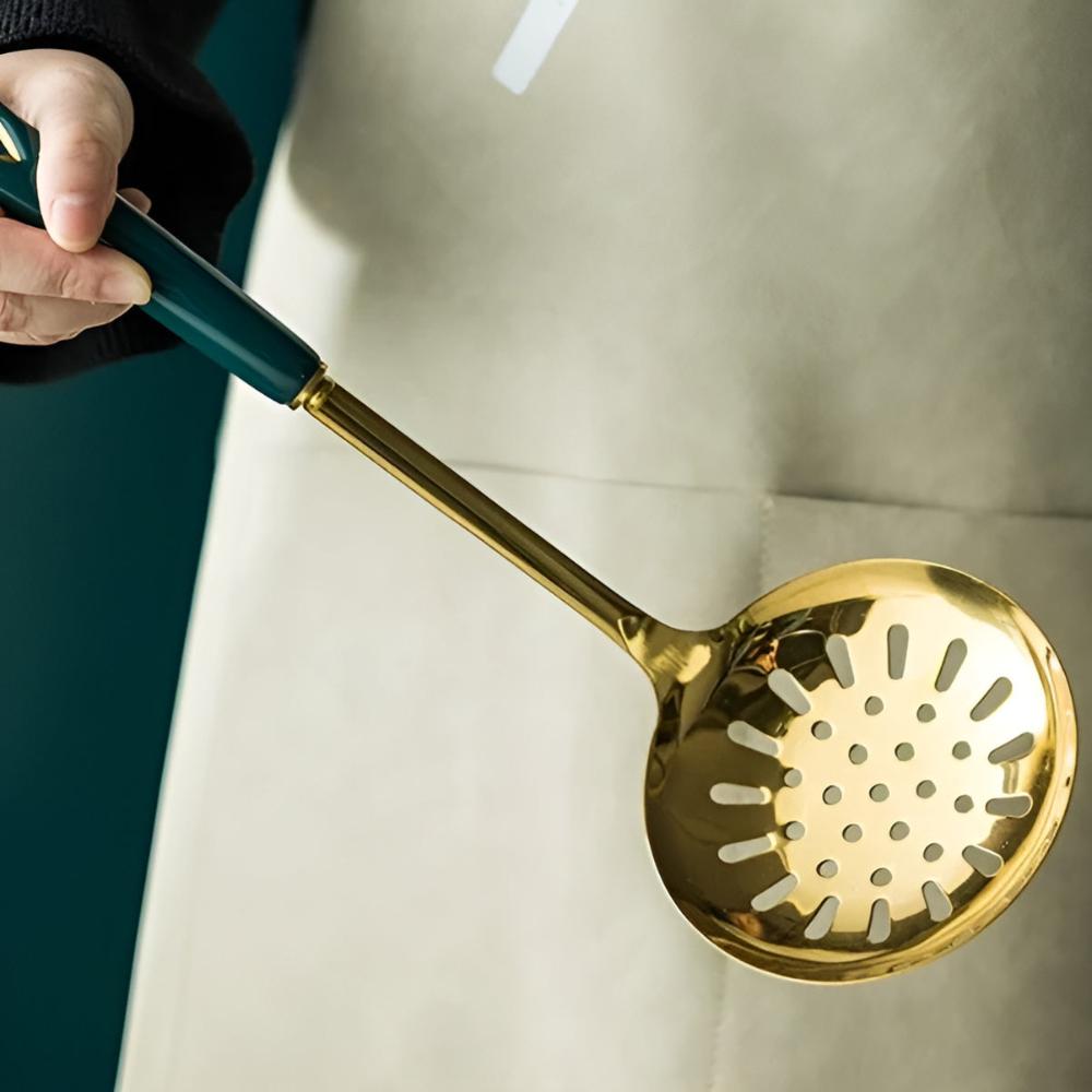 Carvallo – Elegant Kokkärlset i Rostfritt Stål för Stilig Matlagning och Servering