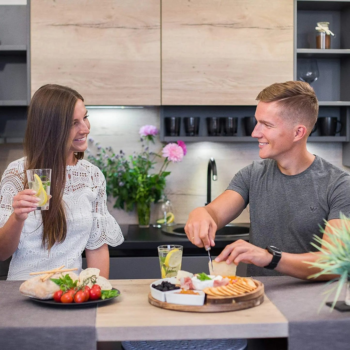 Carvallo – Elegant Ostbräda och Knivset för Festliga Presentationer