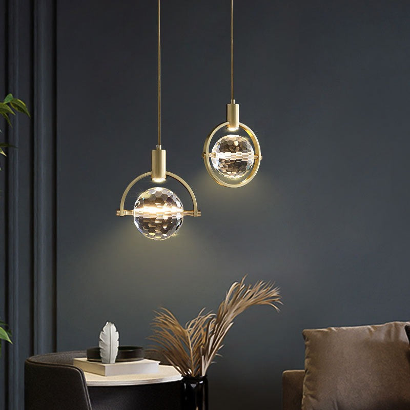 LumiCrystal - LED Hänglampa med Ringformad Kristalldesign