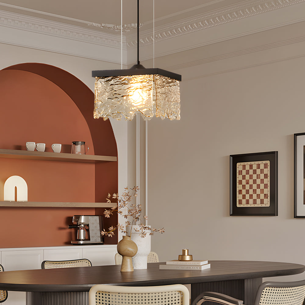 ÉléganceVerre – Chic glass chandelier