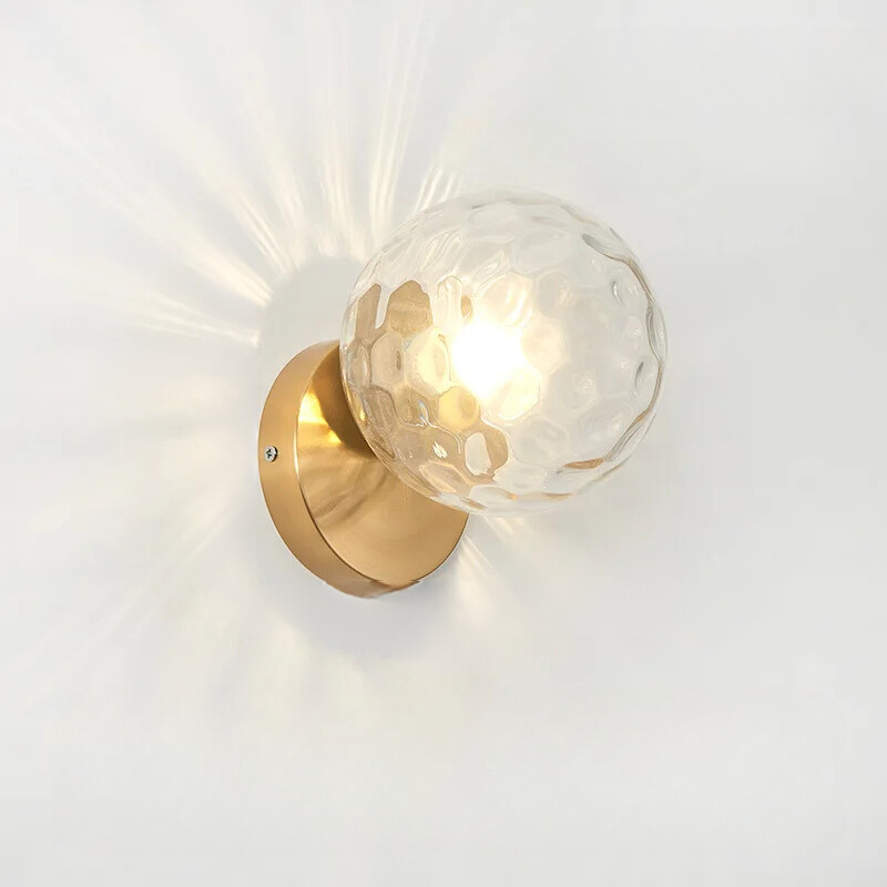 GoldLicht - Modern Guld Vägglampa Med Glaskula
