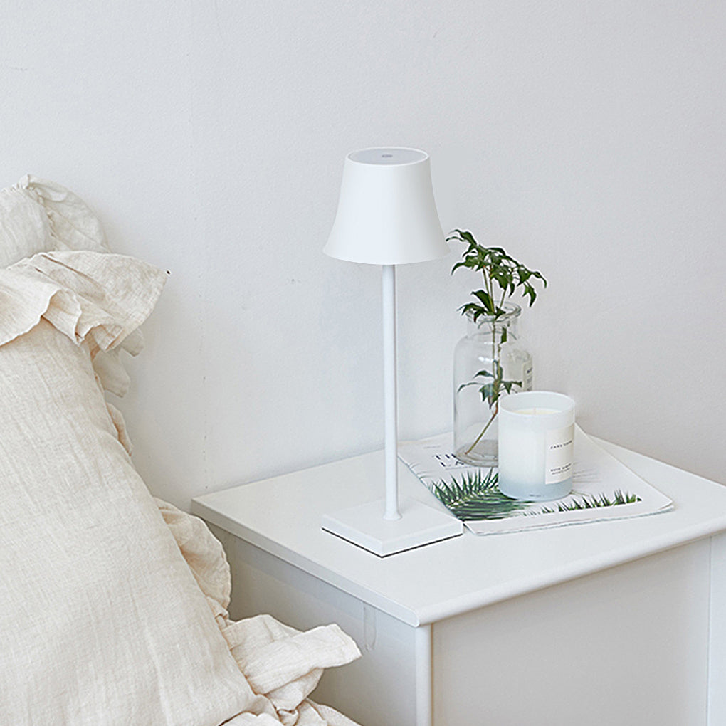 Trådlös Bordslampa Metallskärm USB Touch