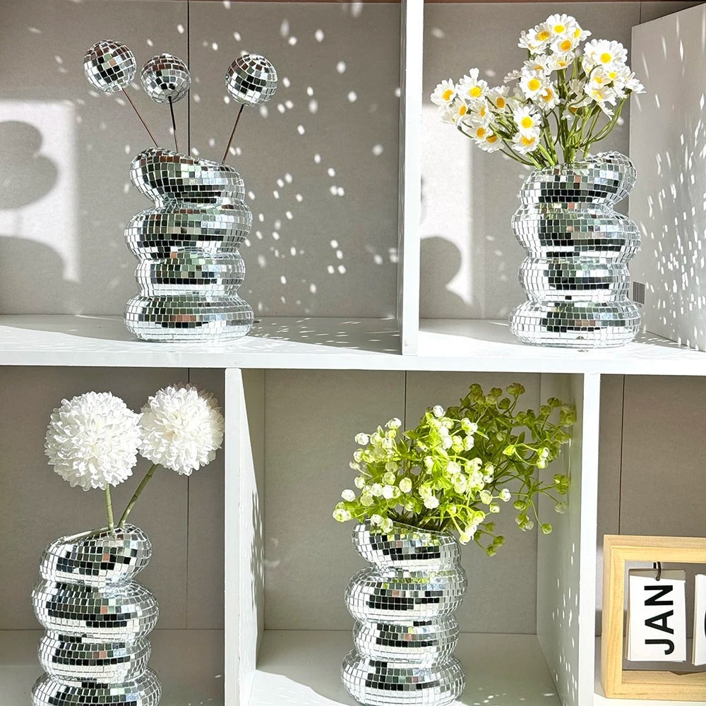 RetroTwist - Disco vases with retro mirror design and modern flair for eye-catching home decor