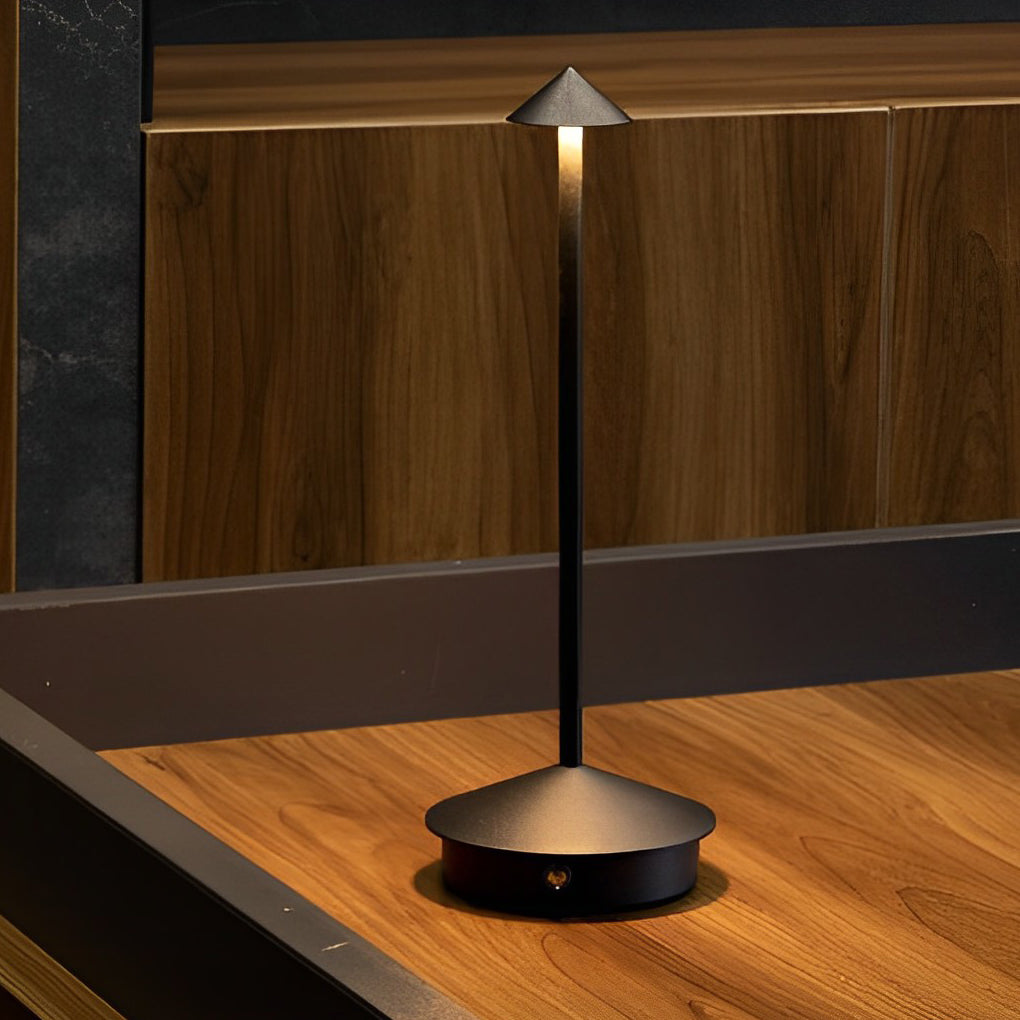 Bärbar USB Pina Bordslampa Beröringsdimmbar LED Trådlös Nattlampa