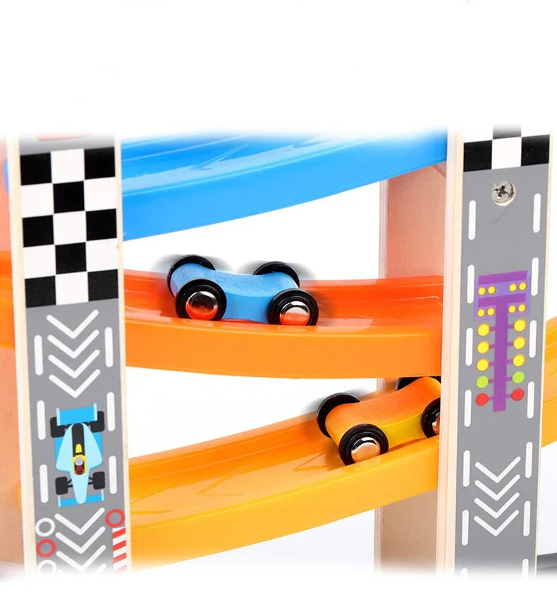 Träbil Ramp Racinbana – Nostalgiskt Skämt för Små Bilälskare